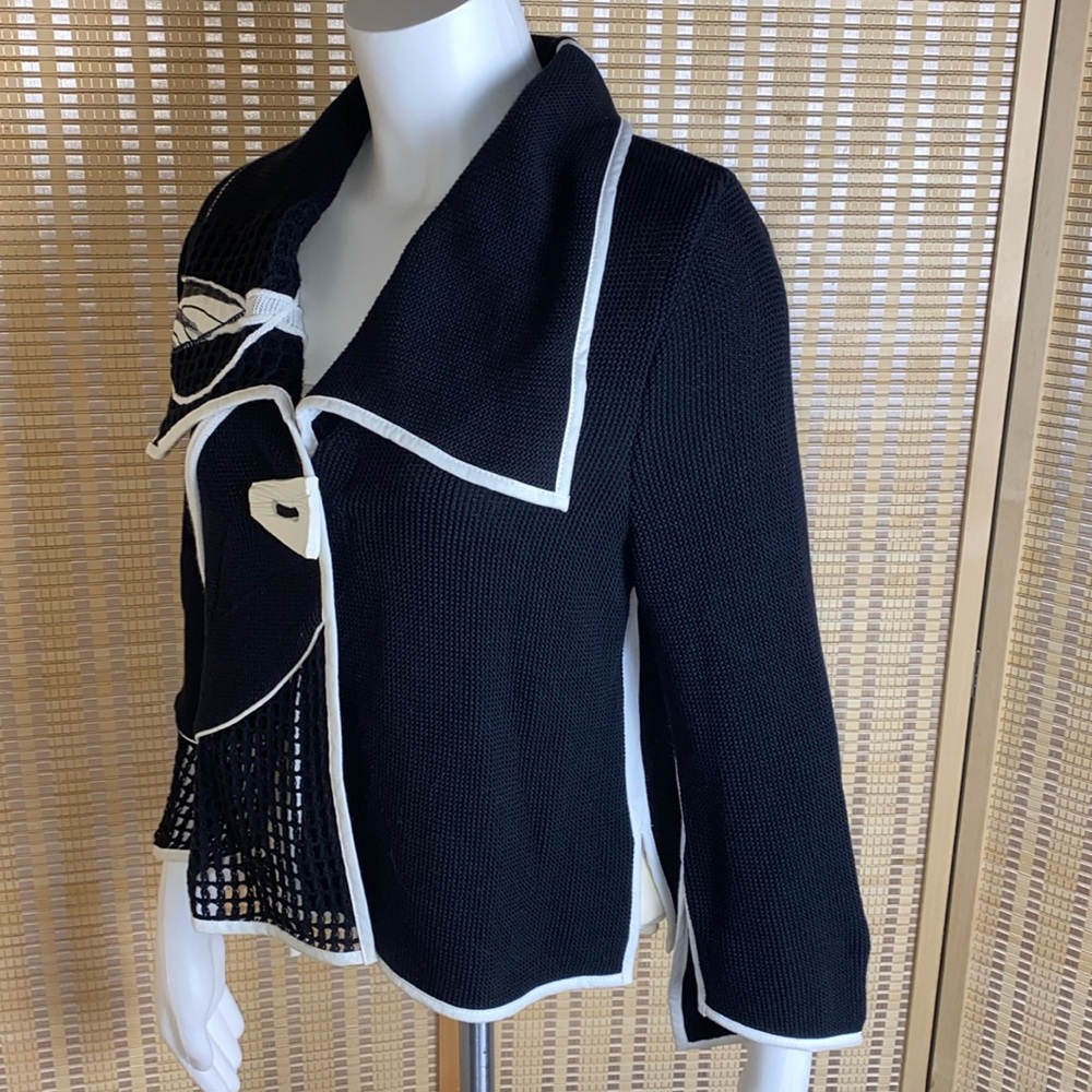 Inter Ria Fashion Black Asymmetrical Knitted Short Jacket/ Cardigan Size Medium - Picture 4 of 7
